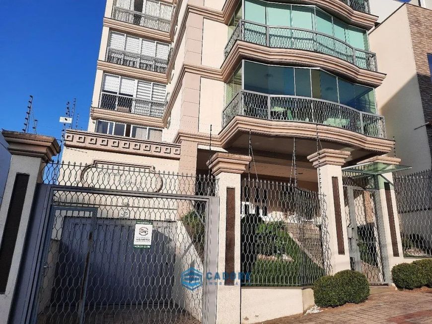 APARTAMENTO TRÊS DORMITÓRIOS BAIRRO SANVITTO