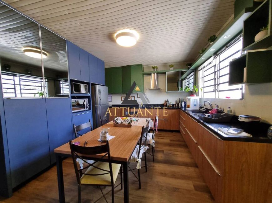 Casa de esquina no Bairro Medianeira em Caxias do Sul