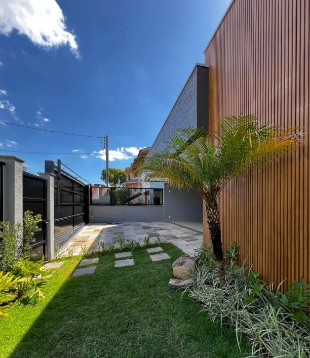 Casa no Colina Sorriso! São 195,64m² privativos &amp;amp;#10004;3 suítes &amp;amp;#10004;Lavabo &amp;amp;#10004;