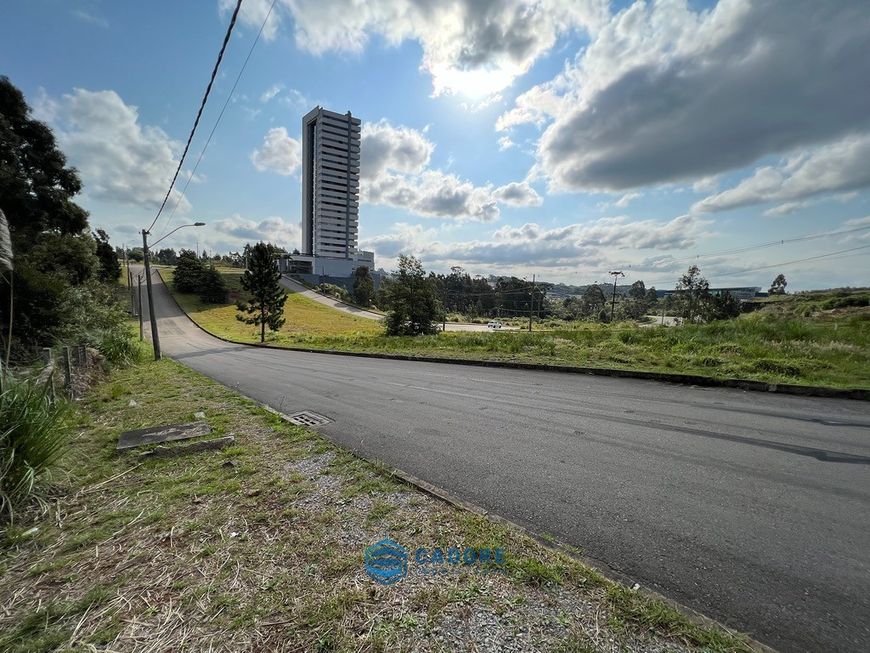 Terreno á venda próximo ao Shopping IguatemiCaxias