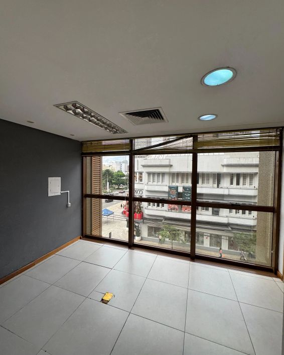 BENTOALVES aluga sala aérea, próximo Maganbosco, no Centro - Caxias do Sul - RS