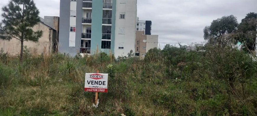 02 excelentes terrenos juntos no Bairro Vila Verde!! 360,00m cada terreno. Área total (juntos): 28,8