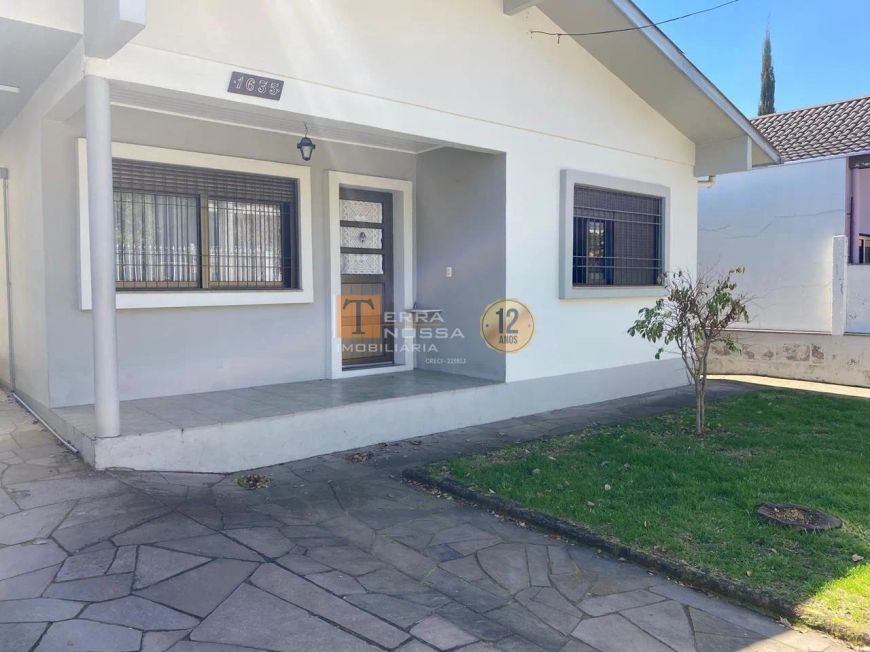 Casa 04 dormitórios no São Leopoldo em Caxias do Sul - RS