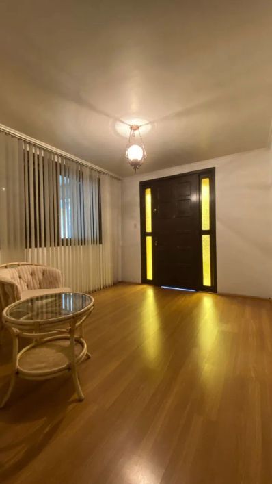 Venda de apartamento semimobiliado em Caxias do Sul, bairro Rio Branco