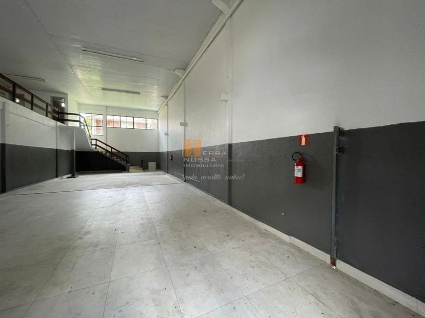 pavilhão 230m² São Pelegrino, Caxias do Sul-RS