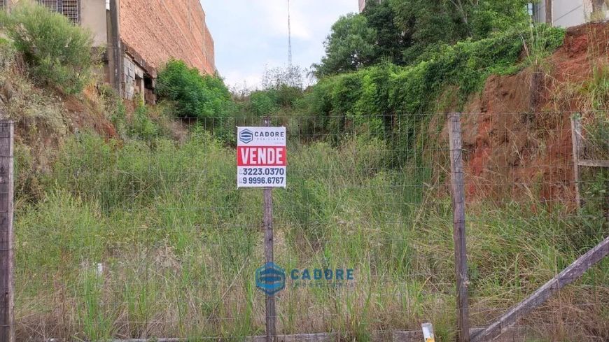 Terreno a venda no Centro CXS com área de 744m²