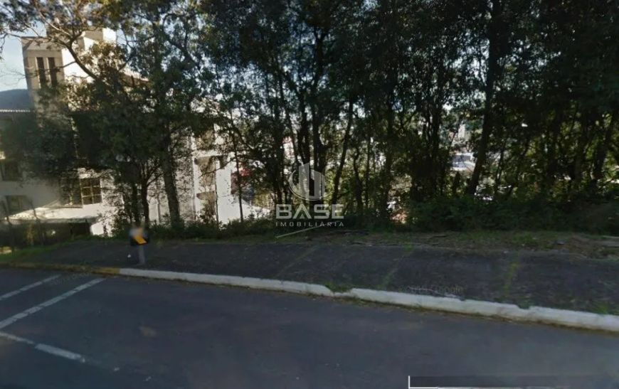 Terreno no Colina Sorriso próximo aos Pavilhões da Festa da Uva, em declive, com frente de 27,18 met