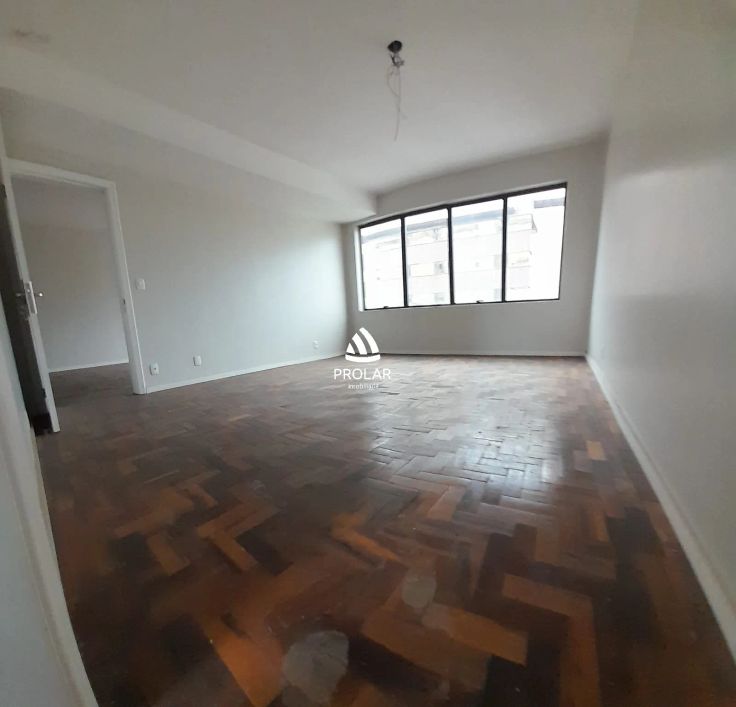 Sala aérea com 49,98m² central