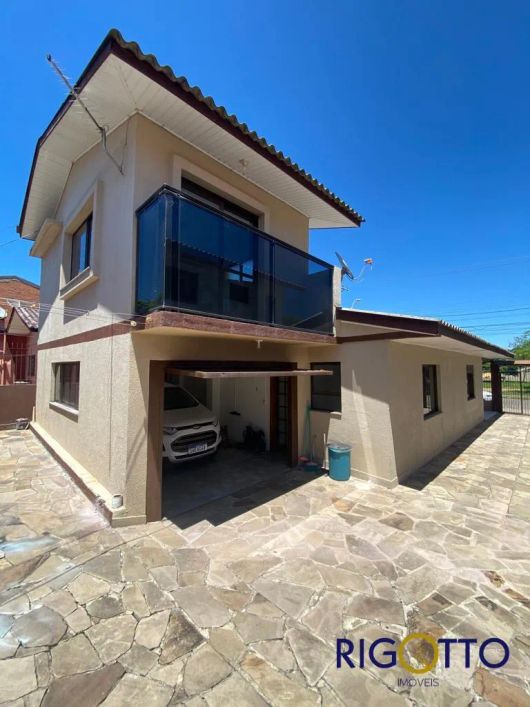 Casa 6 Dormitório(s) Bairro Desvio Rizzo