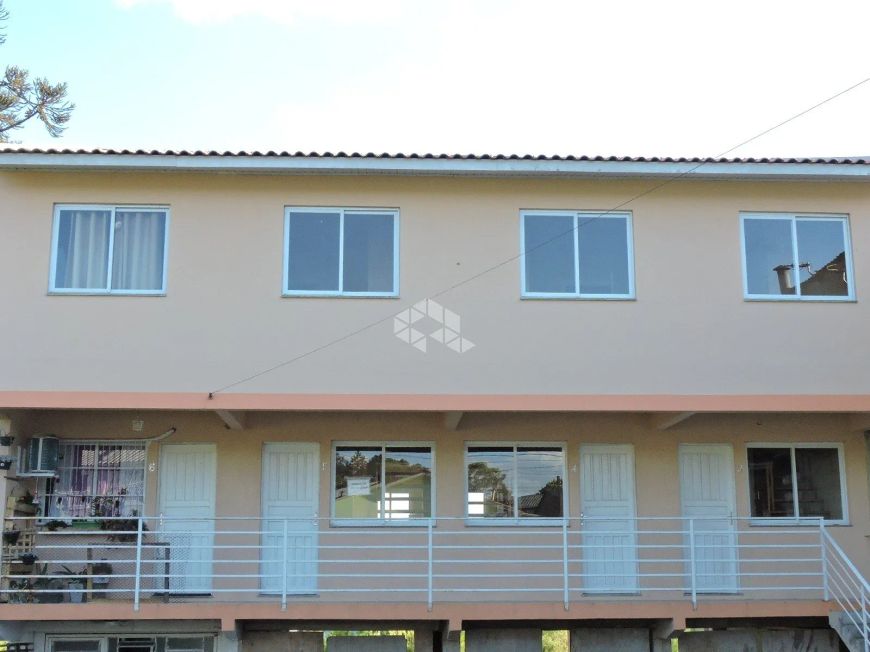 SOBRADO INDIVIDUAL NO BAIRRO DESVIO RIZZO.