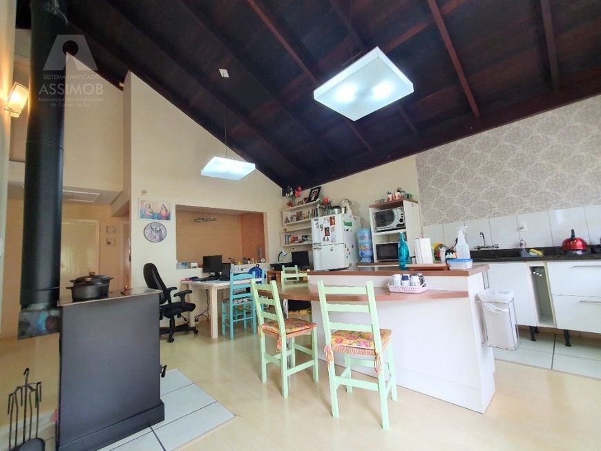 Venda de Casa em Caxias do Sul-RS, bairro Colina Sorriso