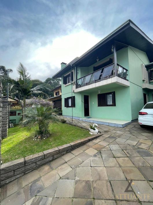 Casa semi mobiliada - Bairro São Ciro