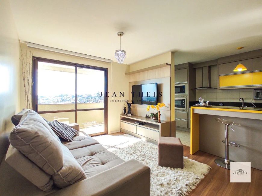Apartamento Mobiliado à venda no bairro Sanvitto