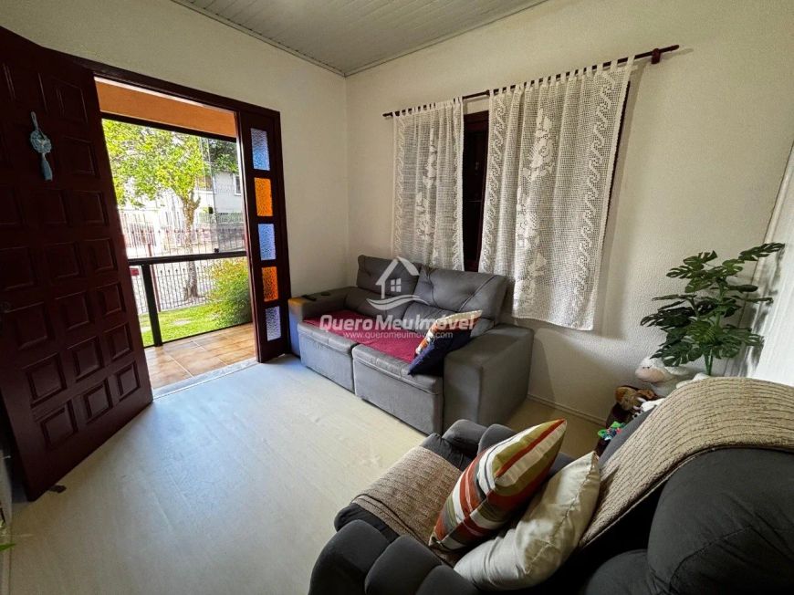 Casa com 3 quartos no Bairro N. Sra de Fátima