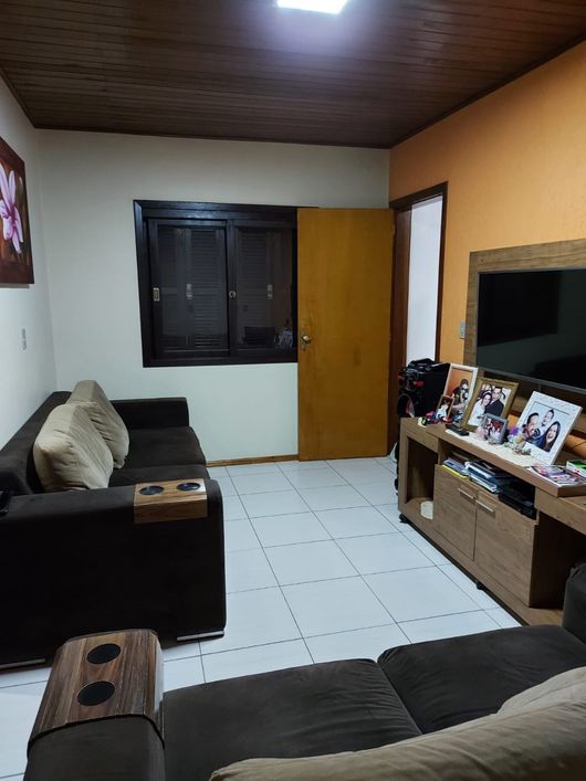 Venda de Casa em Caxias do Sul-RS, bairro Colina do Sol