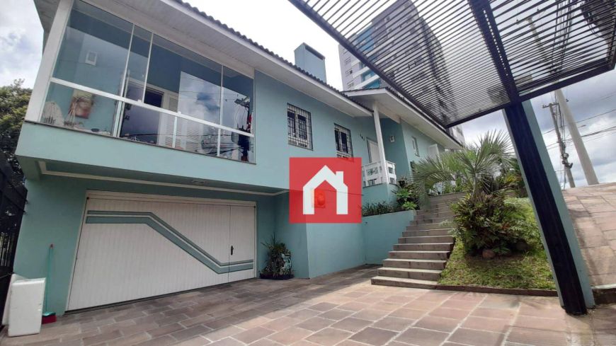 Casa com 3 dormitórios à venda, 186 m² por R$ 1.380.000,00 - Bela Vista - Caxias do Sul/RS