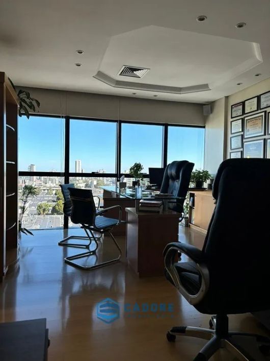 Sala aérea comercial no bairro Jardim América