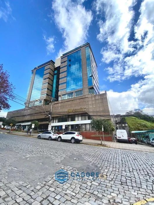 Sala aérea comercial no bairro Jardim América