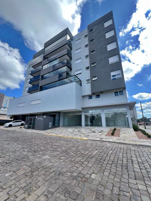 BENTOALVES aluga sala térrea com 115 m2, com estacionamento, no Cruzeiro - Caxias do Sul - RS