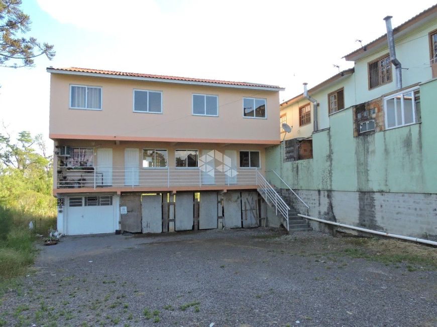 SOBRADO INDIVIDUAL NO BAIRRO DESVIO RIZZO.