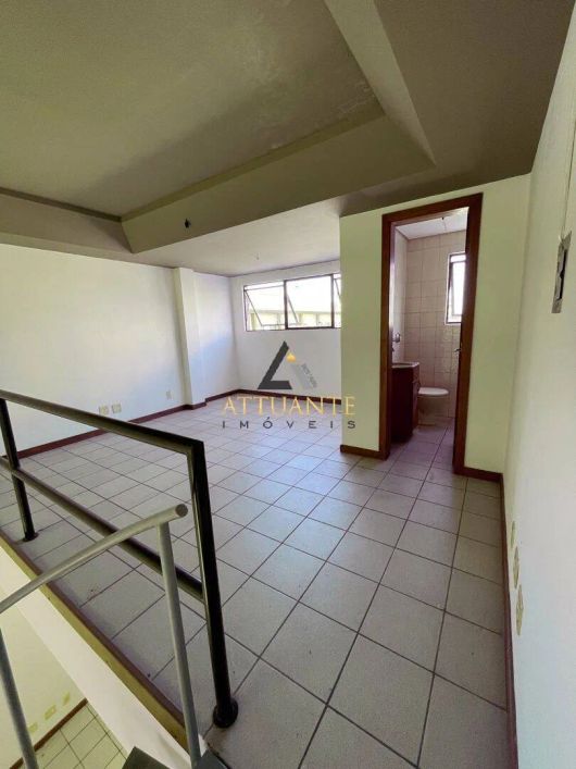 Sala com Mezanino - Bairro Pio X