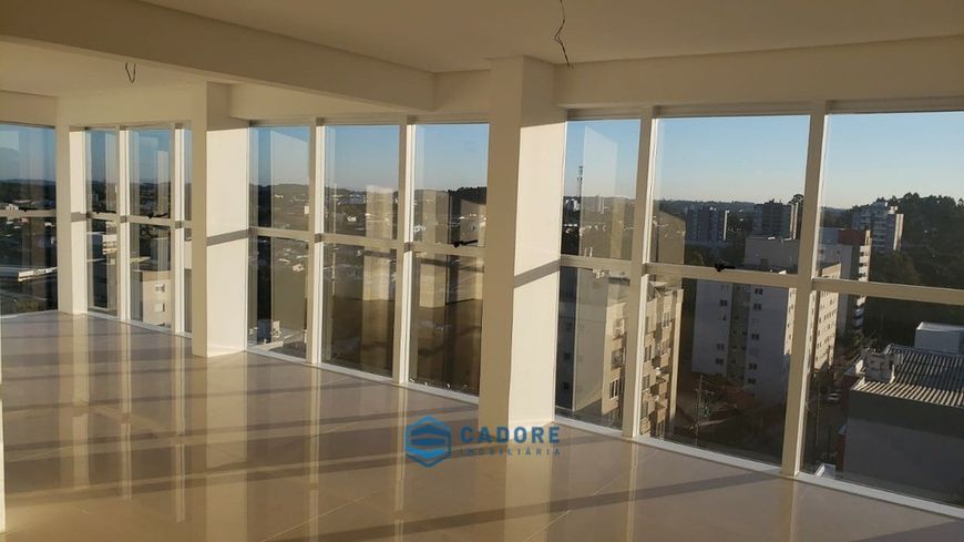 Um por andar com três quartos suite no Charqueadas