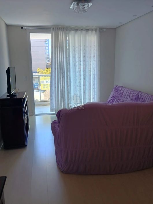 Localizado no bairro Exposição, em Caxias do Sul/RS, este apartamento de 3 dormitórios, sendo 2 suít
