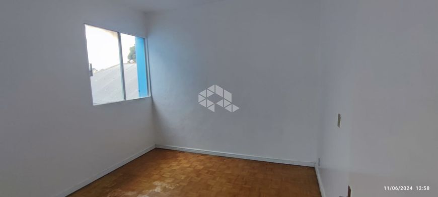 Apartamento dois quartos sem garagem só com 2 pavimentos próximo os centro.