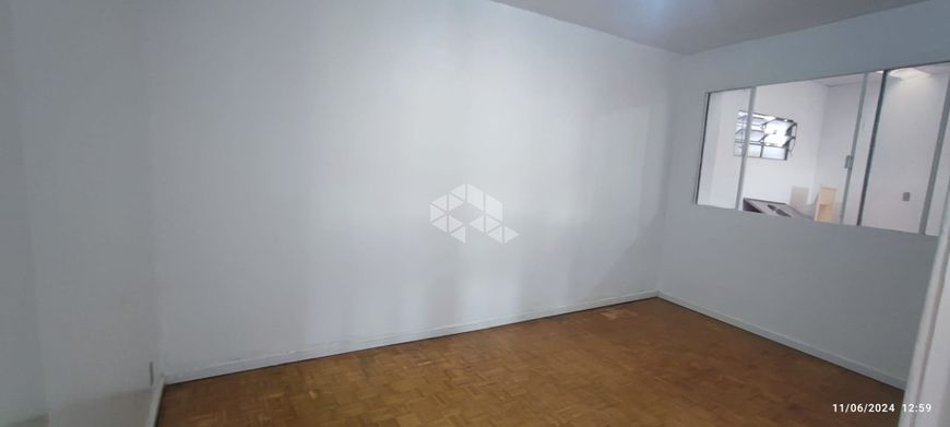 Apartamento dois quartos sem garagem só com 2 pavimentos próximo os centro.
