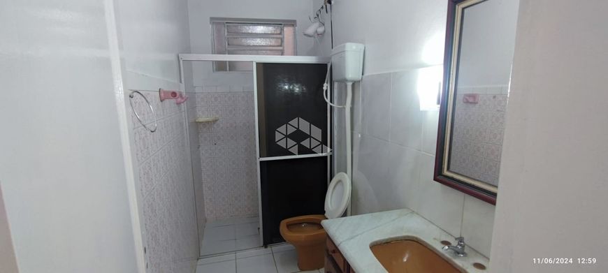 Apartamento dois quartos sem garagem só com 2 pavimentos próximo os centro.
