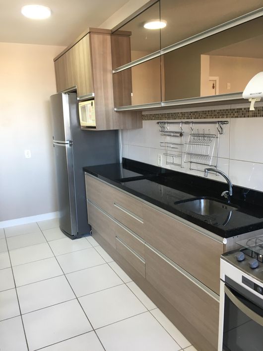 Apartamento para venda possui 80 metros quadrados com 2 quartos