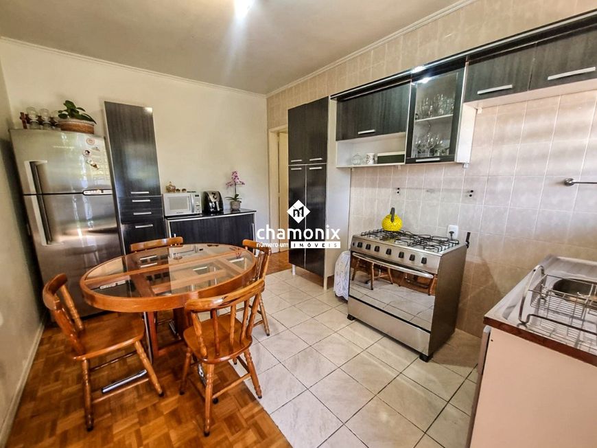 CASA COM PÁTIO - SANVITTO (231,54M²)