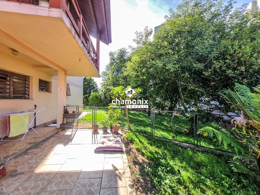 CASA COM PÁTIO - SANVITTO (231,54M²)