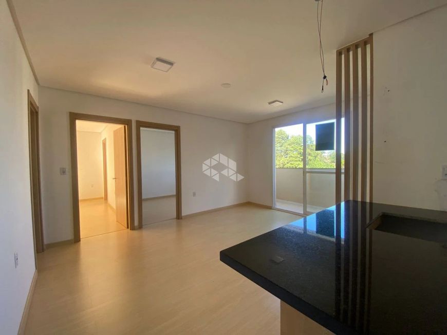 Apartamento em Colina Sorriso