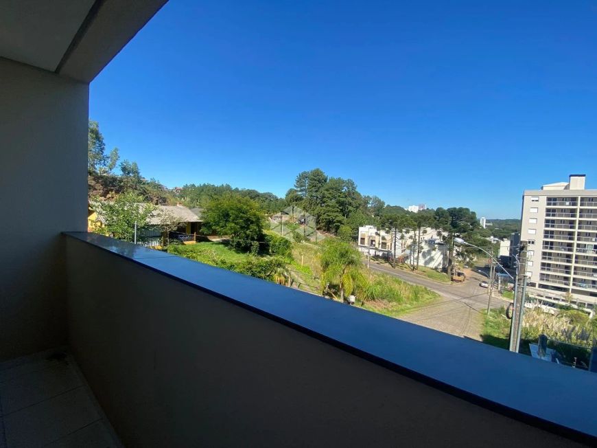 Apartamento em Colina Sorriso