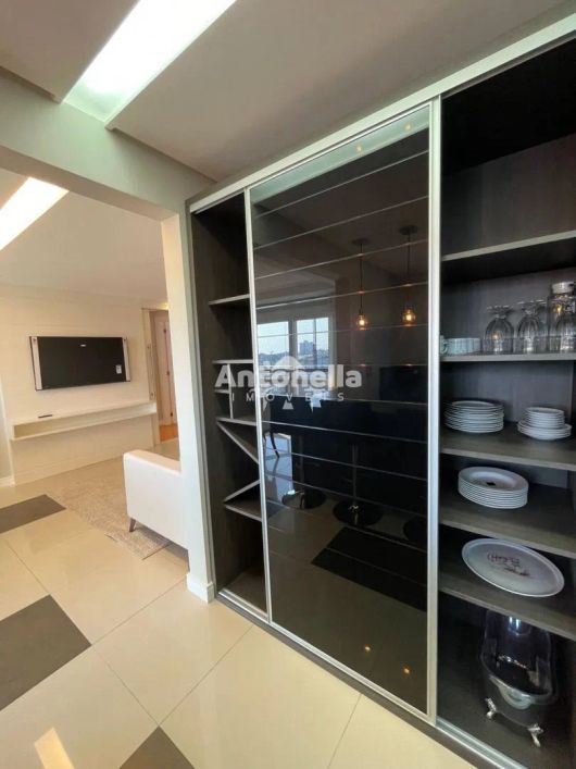 Apartamento MOBILIADO à venda no Bairro Sanvitto REF: 7703