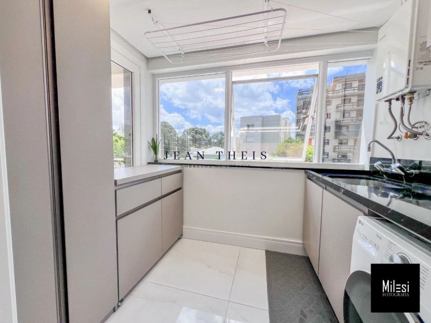 Apartamento Mobiliado à venda no bairro Rio Branco