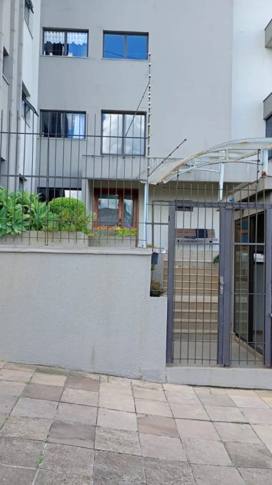 Venda de apartamento em Caxias do Sul, bairro Lourdes