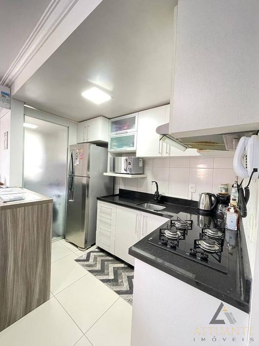 Apartamento mobiliado - Bairro Desvio Rizzo