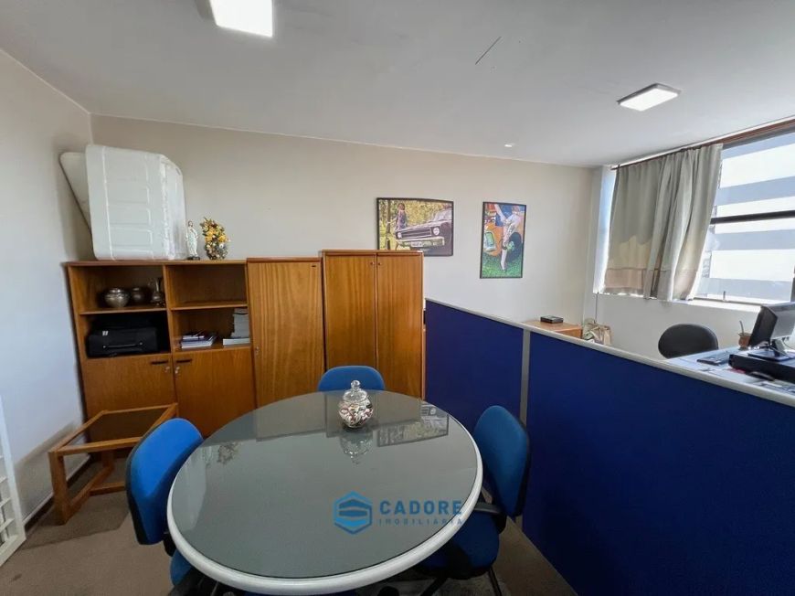 Sala aérea com 127 m² util, Todo andar