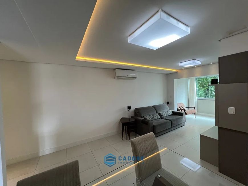 Apartamento três dormitórios suite bairro Panazzol