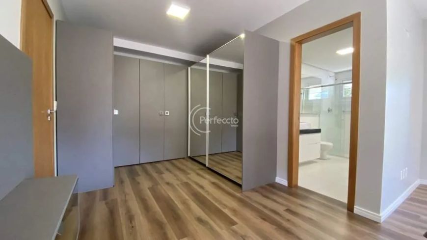 Apartamento para quem precisa de espaço amplo e localização privilegiada São 230,05 m² privativos &amp;a