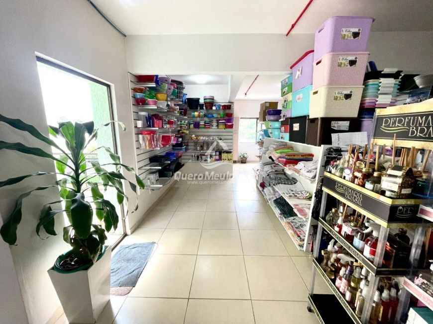 Sala comercial na Av Rubem Bento Alves