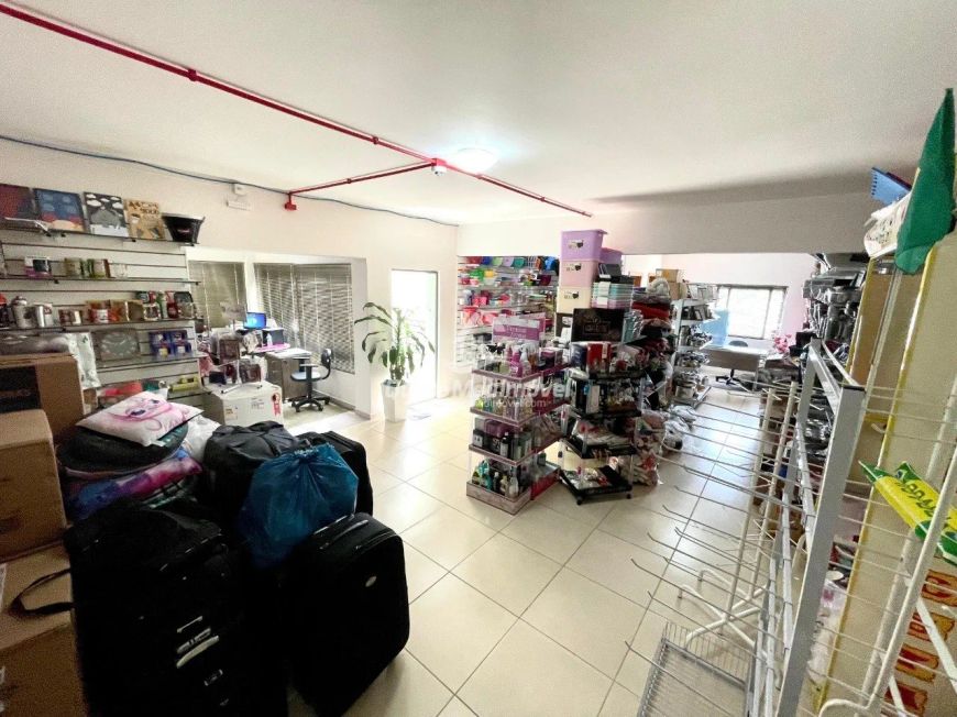 Sala comercial na Av Rubem Bento Alves