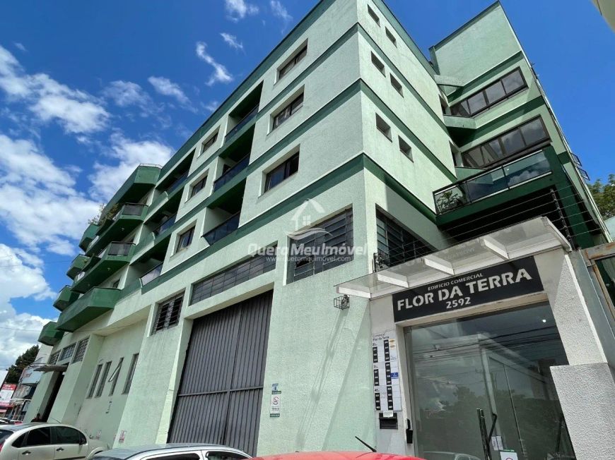 Sala comercial na Av Rubem Bento Alves