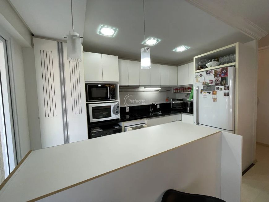 Apartamento Mobiliado e equipado com 5 box de garagens individuais São 81,03 m² privativos &amp;amp;#100