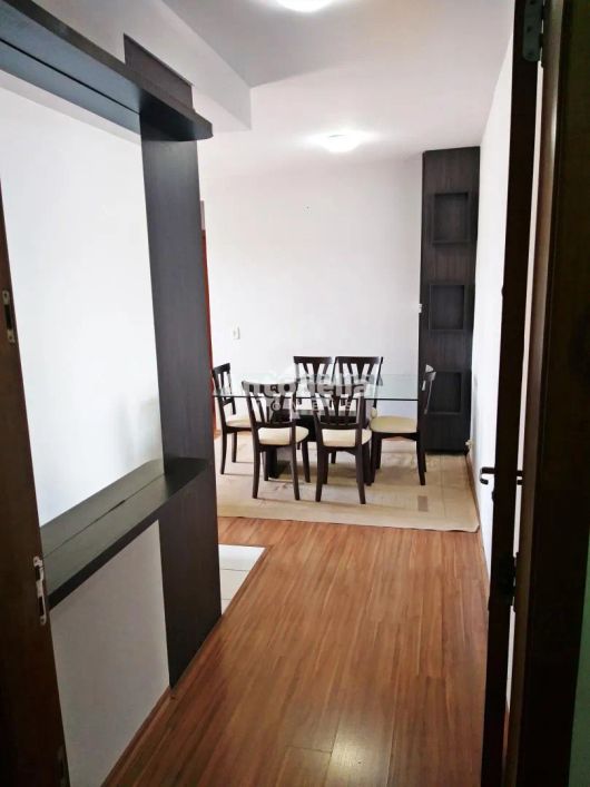 Apartamento no bairro De Lazzer REF: 7033