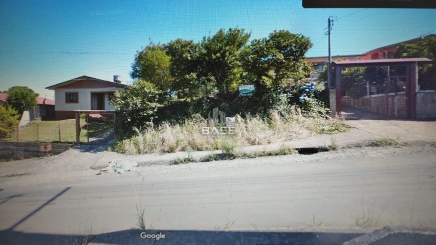 Terreno com 13x30, ótimo para construção residencial com boa localização no Diamantino. Frente Sul