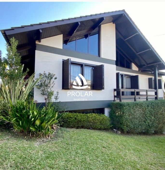 Casas com 4 Dormitório(s) no Bairro BELA VISTA