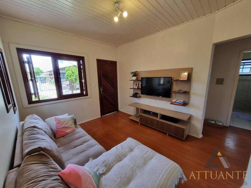 Casa com Pátio - Bairro Desvio Rizzo